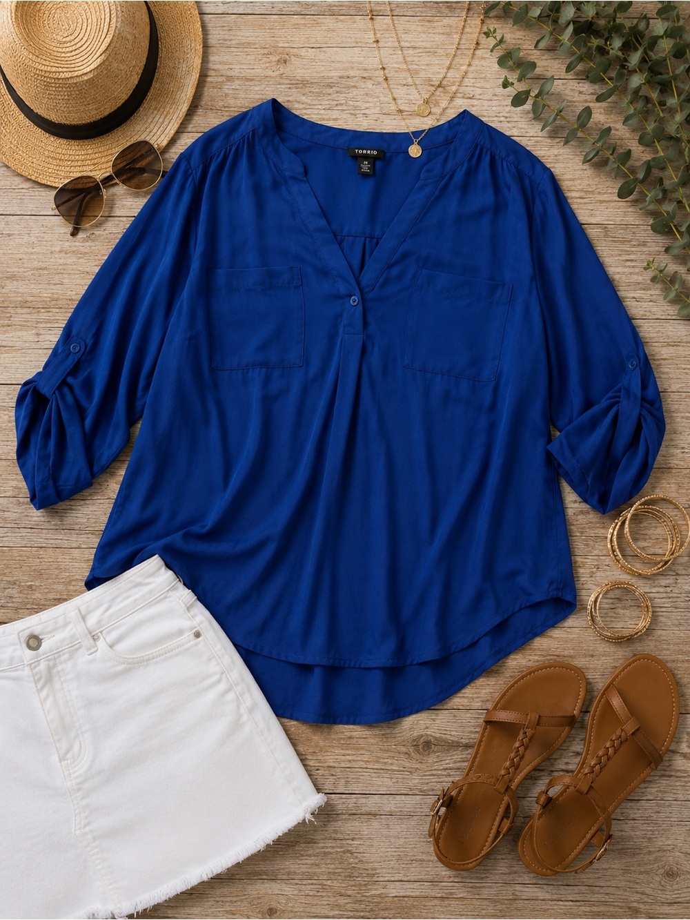 Torrid Harper 2X Cobalt Blue Georgette Blouse | 
Roll-Tab Sleeve Top